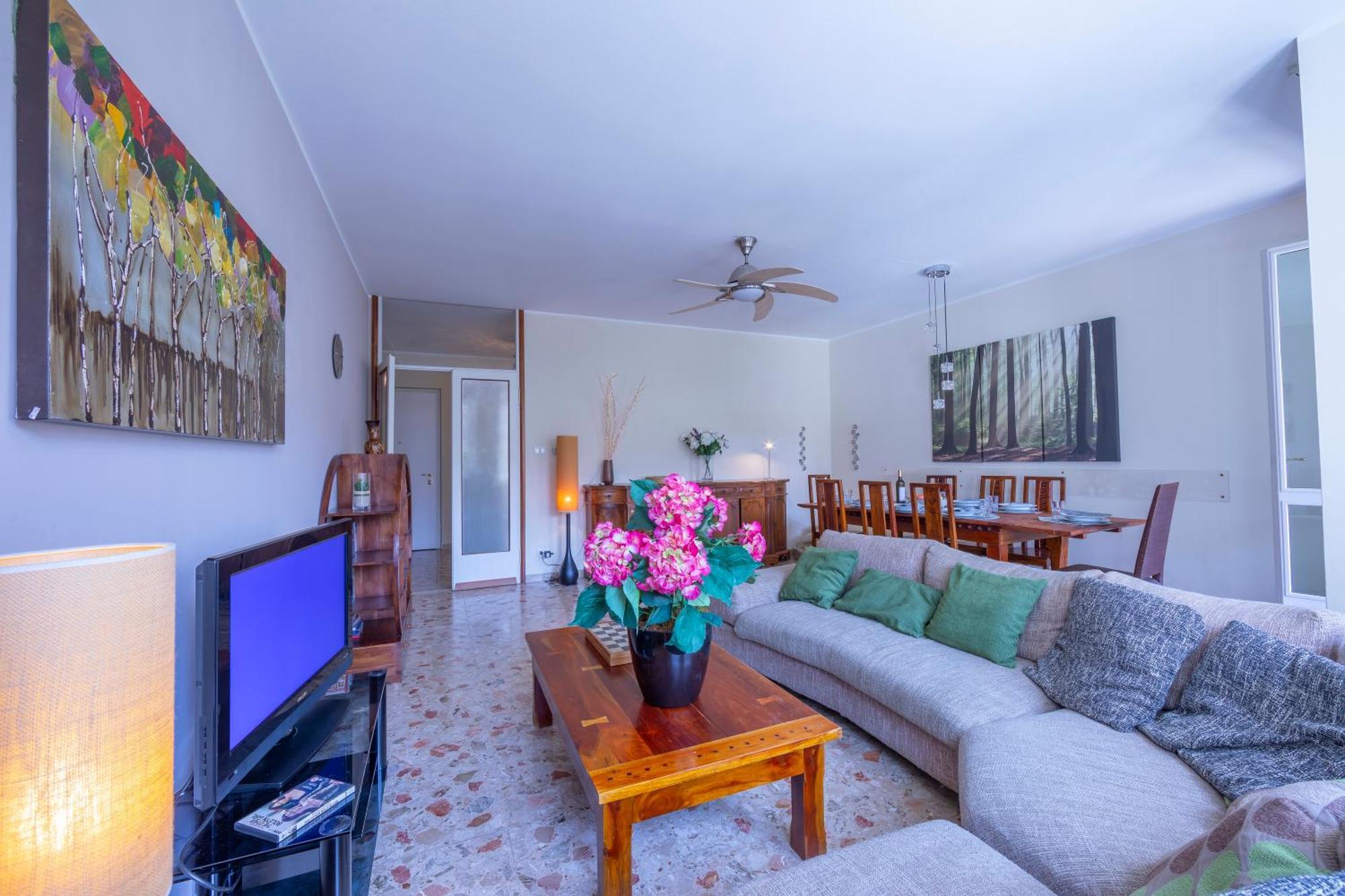 Riva Dante Apartment - Happy Rentals Exterior photo