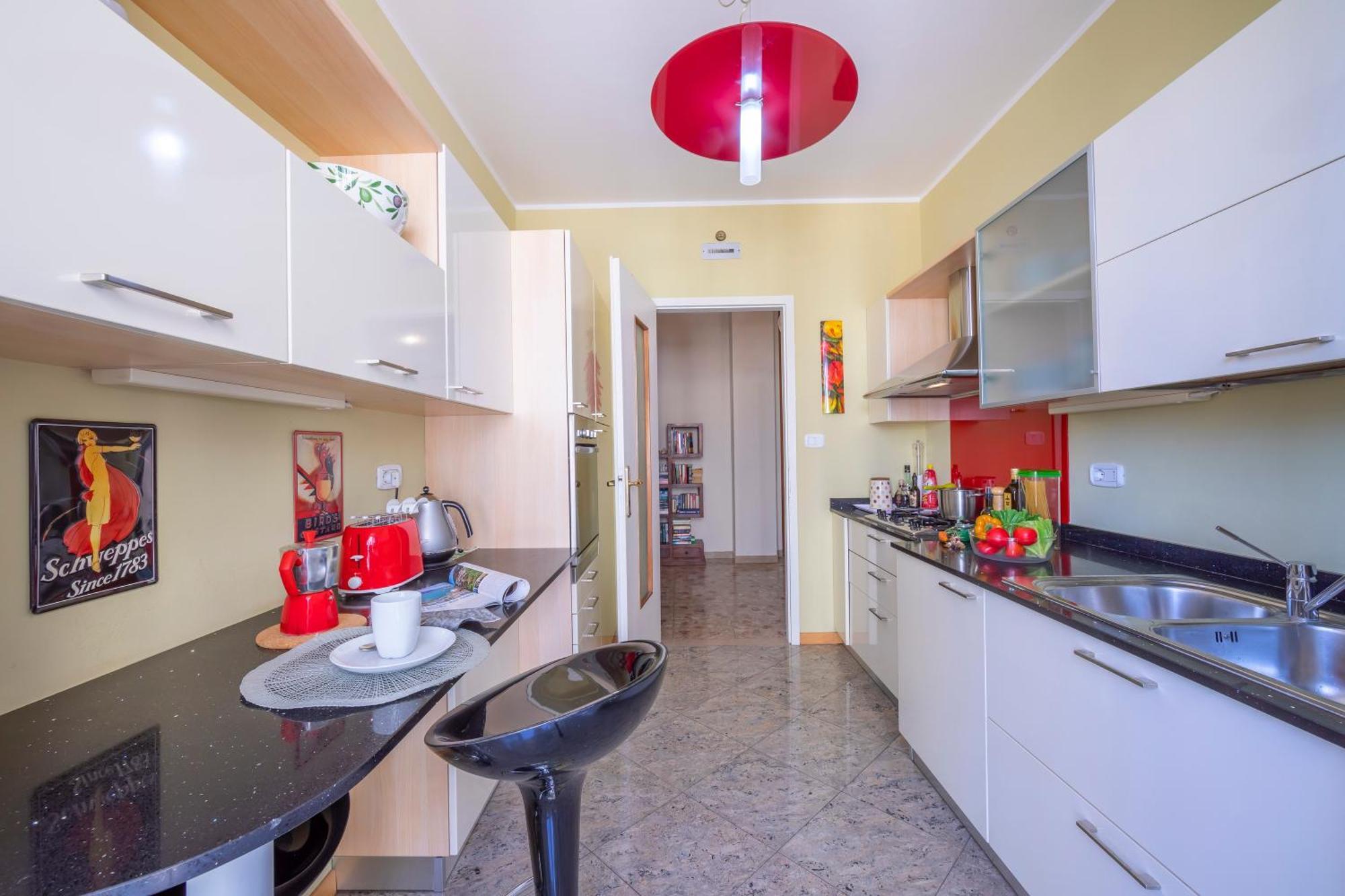 Riva Dante Apartment - Happy Rentals Exterior photo