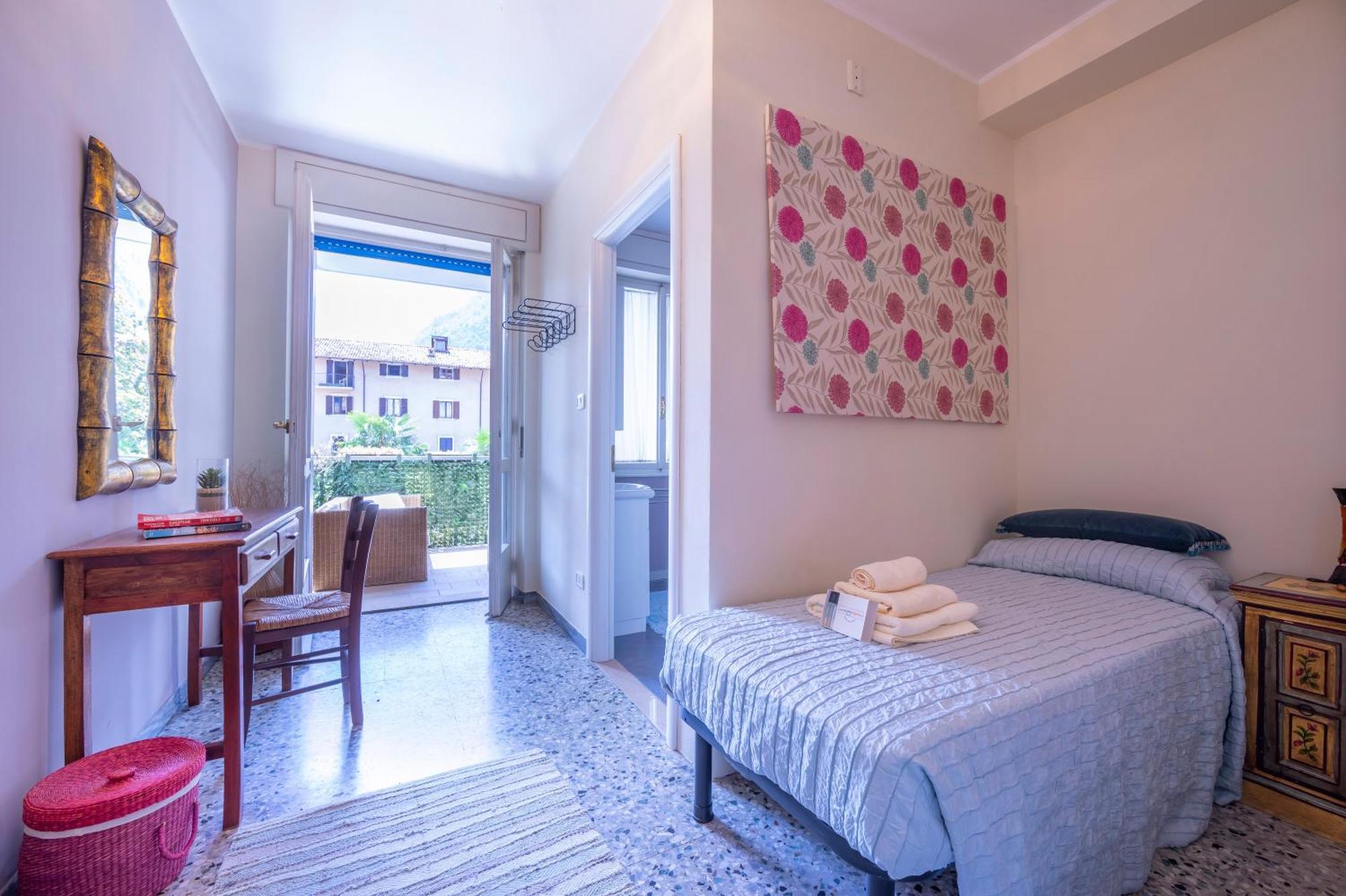 Riva Dante Apartment - Happy Rentals Exterior photo